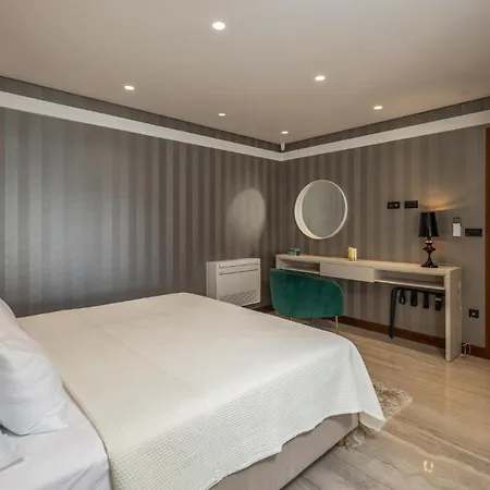 Gorgeous Apartment In Crikvenica With Sauna Apartment *